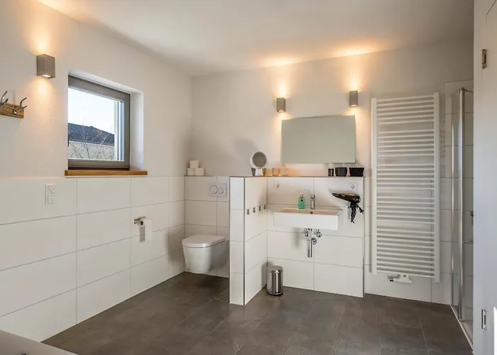 Design 195qm Ferienhaus Breitbrunn am Chiemsee